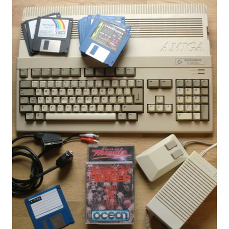 Amiga 500 Plus: Komplett datamaskin med 2 MB RAM