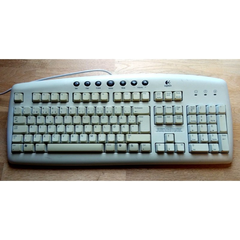 Logitech Y-ST39 PS/2 tastatur O'Briens Retro & Vintage
