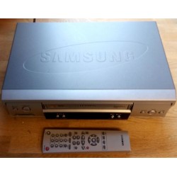 Samsung VHS-spiller - PAL / NTSC -SV-2453X