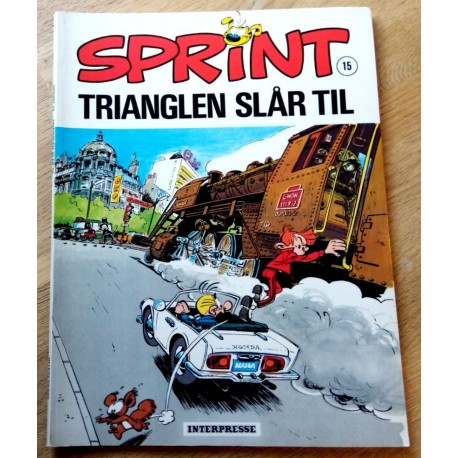 Sprint: Nr. 15 - Trianglen slår til (1. opplag)