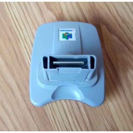 Nintendo 64: Transfer Pak
