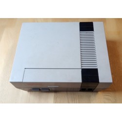Nintendo NES - Spillkonsoll - Defekt