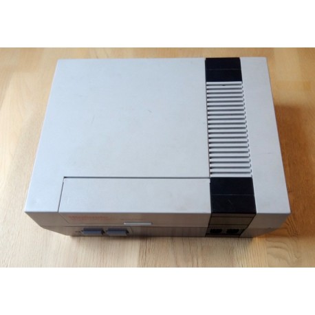Nintendo NES - Spillkonsoll - Defekt