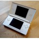 Nintendo DS Lite spillkonsoll med strømforsyning