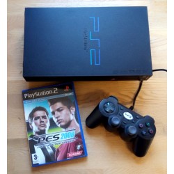 Playstation 2: Komplett konsoll med Pro Evolution Soccer 2008