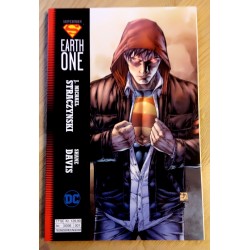 Superman: Earth One - Volume 1