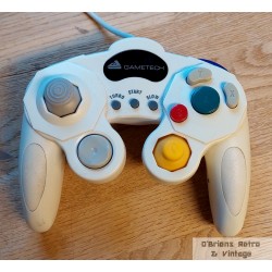 Nintendo GameCube: Hvit Gametech håndkontroll