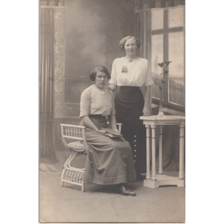 Portrett av to damer - Postkort