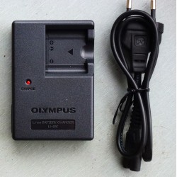 Batterilader- Olympus