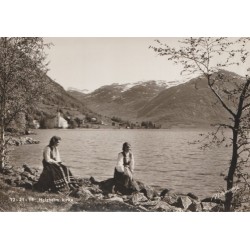 Helgheim kirke - Jølster Sogn og Fjordane - Postkort