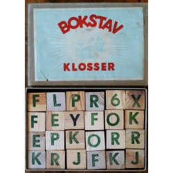 Bokstav klosser i tre
