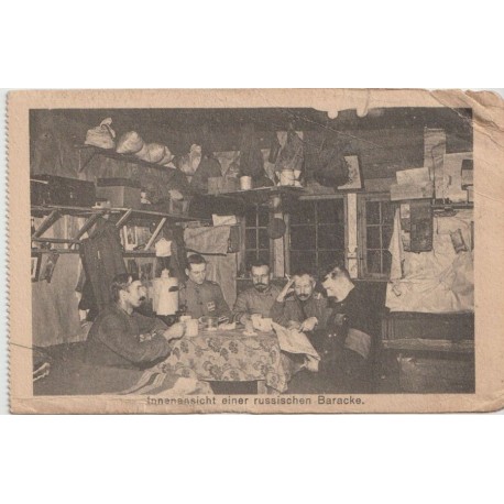 Innenansicht einer russischen Baracke - Postkort